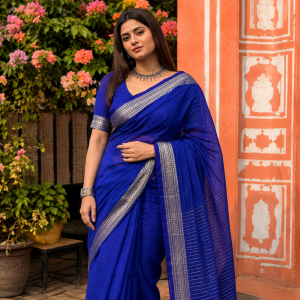 আরং কটন শাড়ি — সিম্পল লুকে অসাধারণ সৌন্দর্য!
